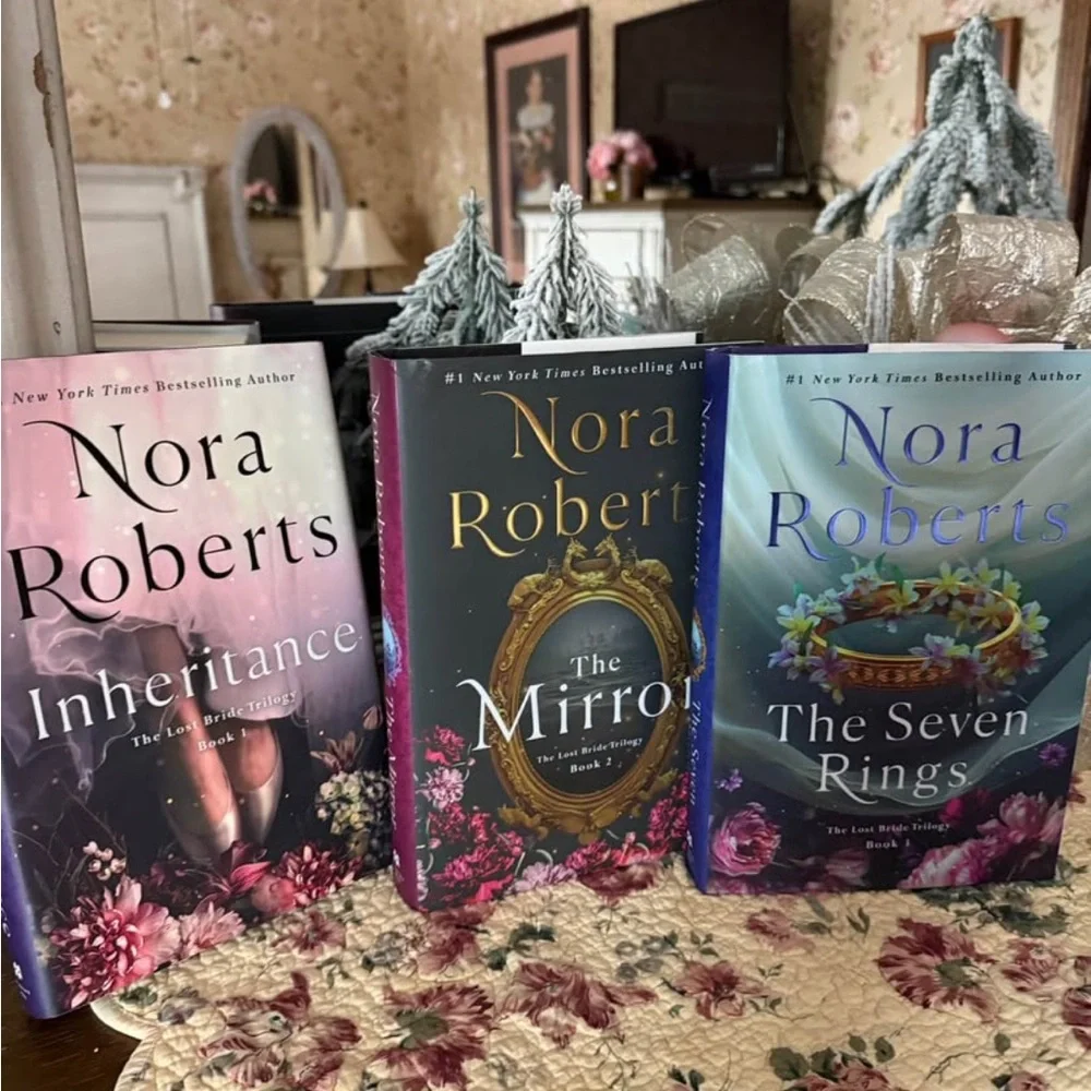 Book Set - Inheritance, The Mirror, The Seven Rings - Picture 1 of 4